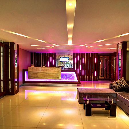 Vio Hotel Veteran Bandung Eksteriør bilde