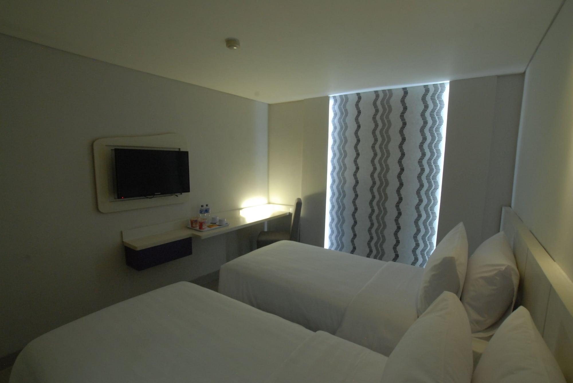 Vio Hotel Veteran Bandung Eksteriør bilde