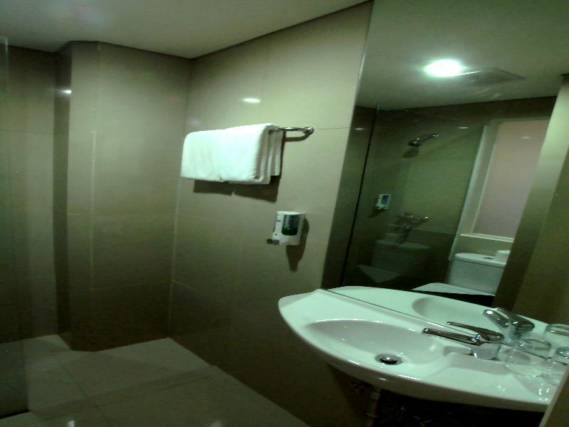 Vio Hotel Veteran Bandung Eksteriør bilde